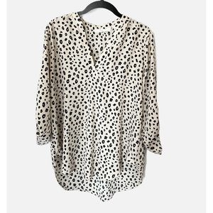 Lush Warren Split Neck Blouse women’s medium